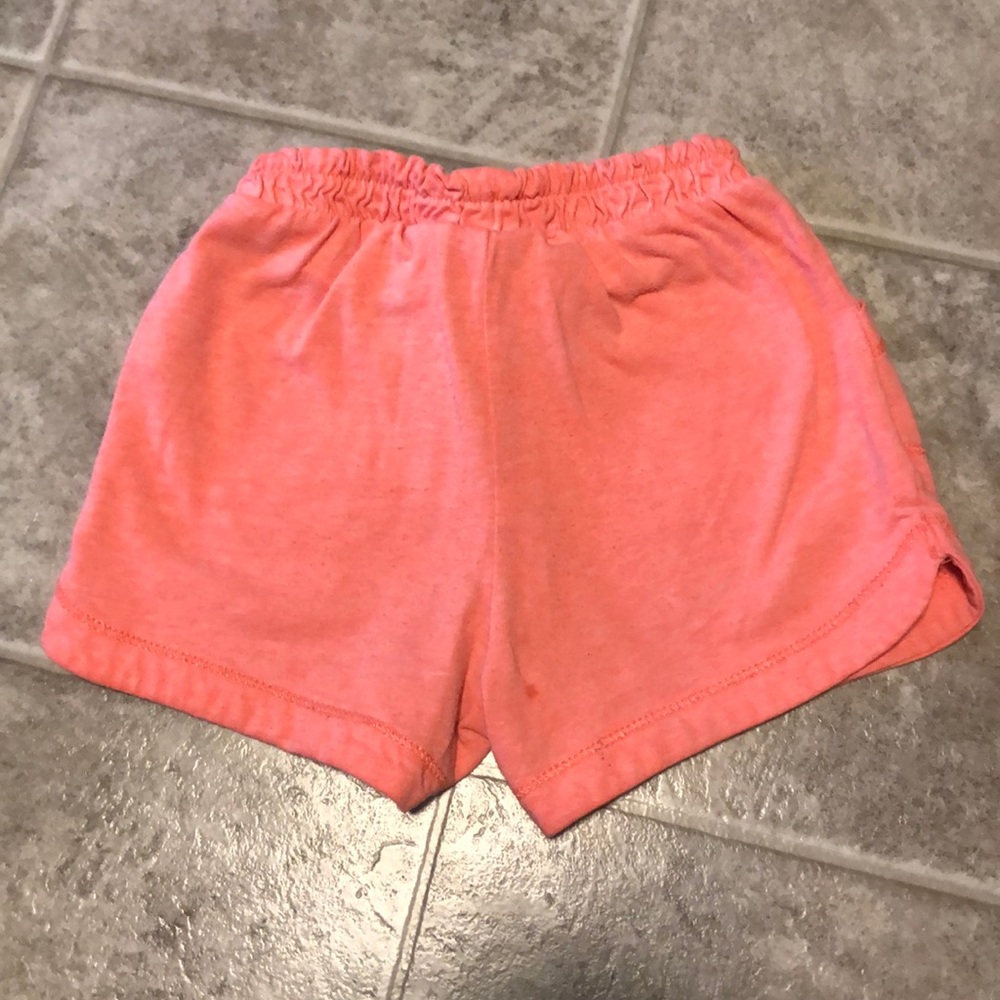 Shorts - Picture 2 of 3